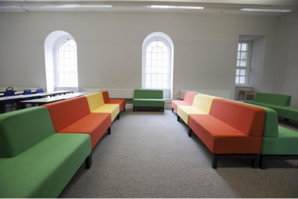 UNIVERSITY OF GREENWICH DANIEL DEFOE HALLS - THE CITY SECRETS